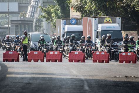 Pengalihan Arus Lalu Lintas Kompleks Parlemen Antara Foto