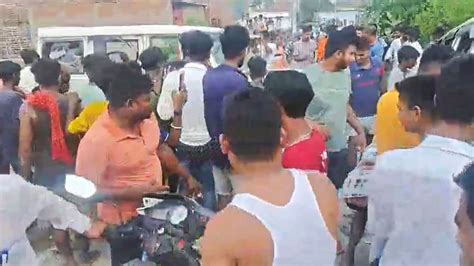 Bihar News Liquor Smugglers Hit A Police Vehicle In Gopalganj