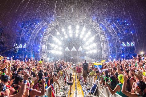 Five Tips To Survive A Rainy Festival Raverrafting