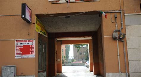 Latina La Forestale Sequestra Il Nuovo Autolavaggio Di Piazza Del Quadrato