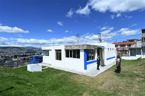 Déficit De 24 Policías Mantiene Ocho Upc Cerradas En Quito Aunque La Institución Asegura Que Sí