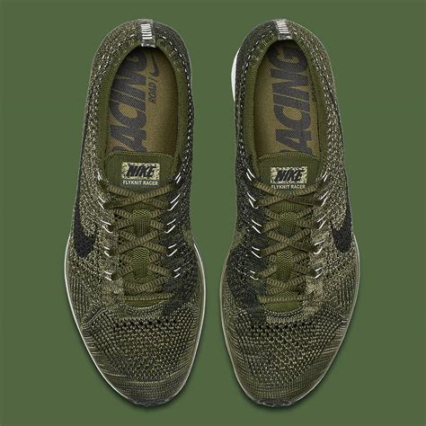 Nike Flyknit Racer Rough Green Cool Sneakers