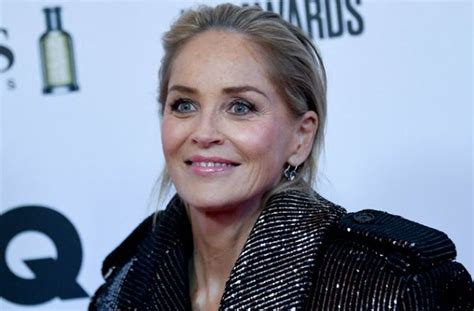 Sharon Stone canon à 62 ans Elle affiche sa silhouette parfaite en bikini