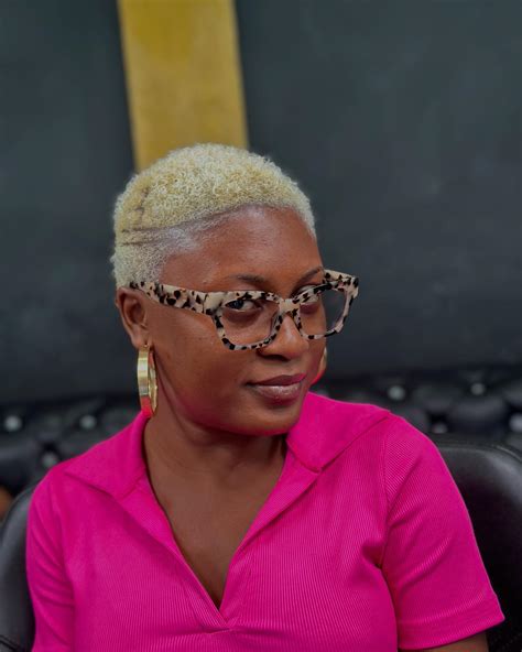 Barbers are arguing about the 16