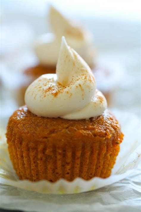 Pumpkin Pie Cupcakes Six Sisters Stuff Pumpkin Pie Cupcakes Recipe