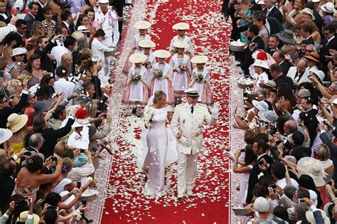 Le mariage d Albert et Charlène ce Oui tant désiré Point de Vue