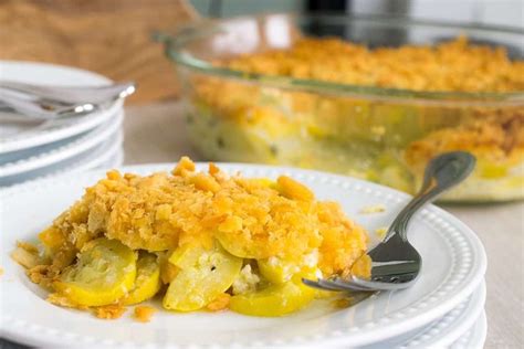 Squash Casserole With Ritz Crackers Ritz Cracker Recipes Yummy