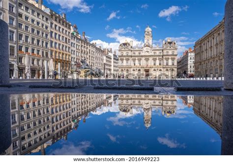 1,089 City Hall Lyon Images, Stock Photos & Vectors | Shutterstock