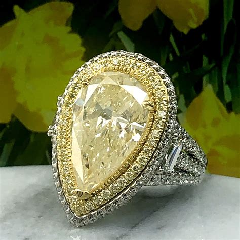 Pin On Pear Shaped Diamond Engagement Rings