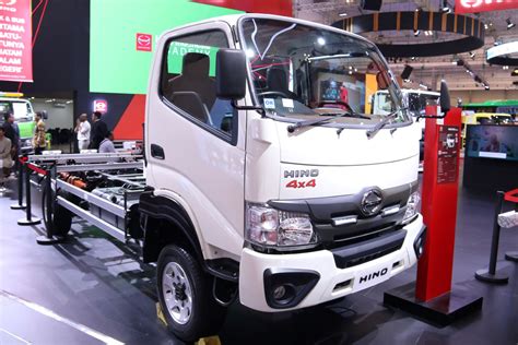 Hino Indonesia Pakarnya Truk Dan Bus