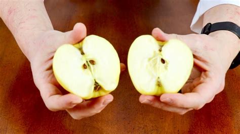 How To Split An Apple With Your Bare Hands Youtube