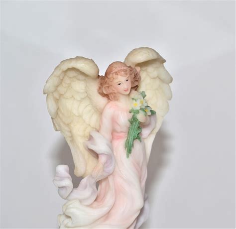 Seraphim Angel Classics Faith The Easter Angel 81660 1999 Roman Inc