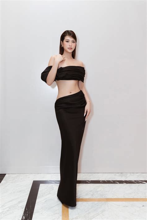 Từng bị chê bai về ngoại hình Hoa hậu Thiên Ân tự tin diện bikini khoe eo thon