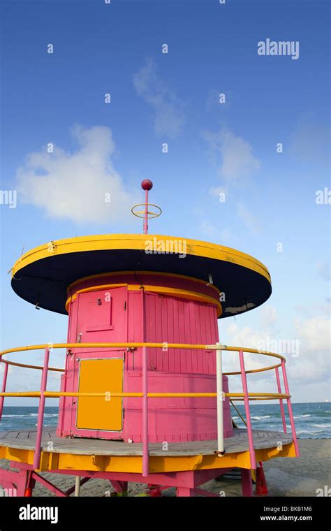 Miami Beach Pink Lifeguard House Hi Res Stock Photography And Images