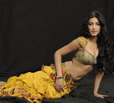 Shruti Hassan Wallpapers Images Photos Pictures Backgrounds