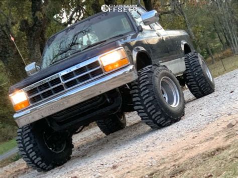 Lowered Dodge Dakota