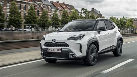 Test Toyota Yaris Cross Hybrid Awd I Kicker