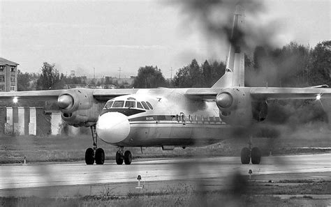 Pin by Фёдор Иванов on Ан-24РВ | Passenger jet, Passenger, Train
