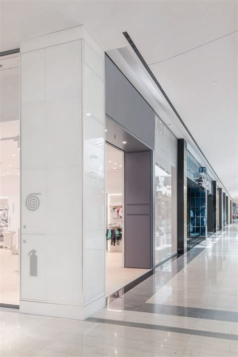 Shopping Mall Glass Design Omnidecor Milan