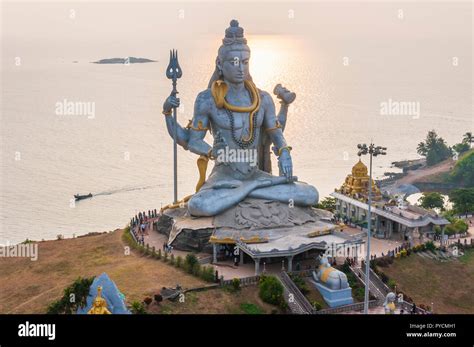 Murudeshwar Karnataka India January The Statue Of Great