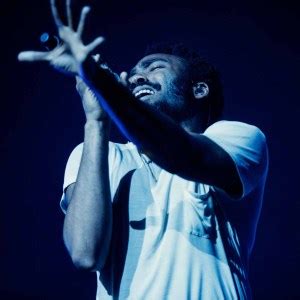 Childish Gambino Wins GRAMMY for Best Traditional R&B Performance ...