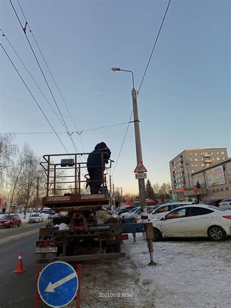 В Пензе устанавливают светодиодные консоли и парковые светильники ...