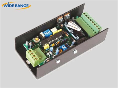 WIDE RANGE Azionamenti Bipolari Per Comando Motori Passo Passo WIDE