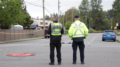 2 Seniors Suffer Life Threatening Injuries After Being Hit By Car In Abbotsford B C Cbc News