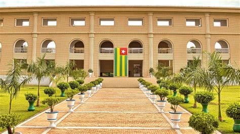 Togo Adoption D Une Nouvelle Constitution Afrique