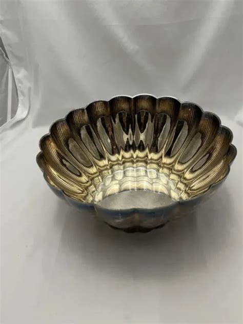 VINTAGE WEBSTER WILCOX Oneida USA Silver Plated Bowl With Scalloped