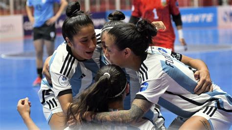 VIDEO Argentina venció a Uruguay y se clasificó a las semifinales de