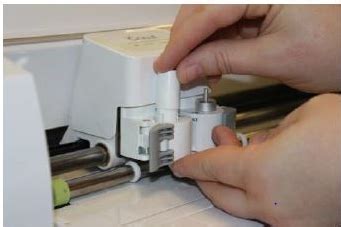 How To Remove Pen Adapter From Cricut Maker Adapter View