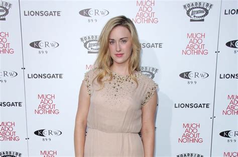 Ashley Johnson Measurements Height Weight And More