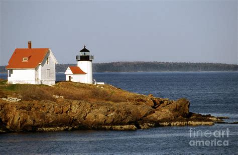 Curtis Island Lighthouse Photograph By Skip Willits Fine Art America