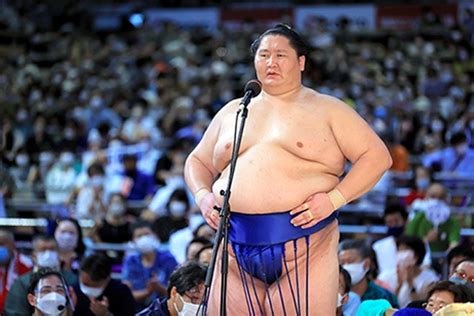 Sumo Ichinojo Recalls Long Path From Mongolia To St Career Title