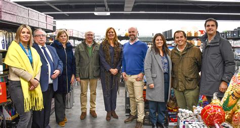 La Alcaldesa De Osuna Visita La Tienda Tedi Que Ha Abierto Sus Puertas