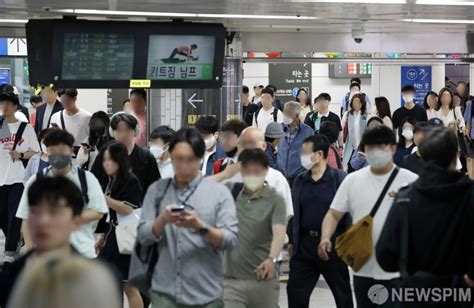 내일부터 코로나19 엔데믹확진자 격리 의무 해제 네이트 뉴스