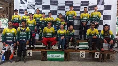 Bicicross Conquista Trof Us E Lidera O Campeonato Estadual