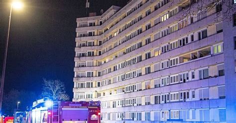 Starker Rauch in Mehrfamilienhaus im Ludwigsburger Stadtteil Grünbühl