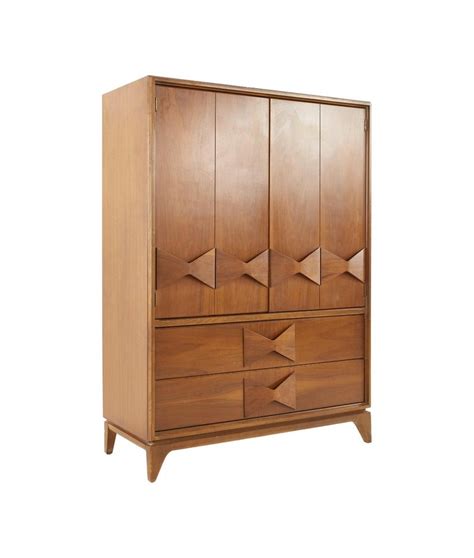 Broyhill Brasilia Style Kroehler Brutalist Mid Century Walnut Armoire