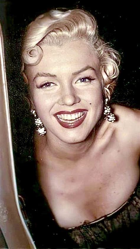 Marilyn Monroe in 2023 | Marilyn monroe portrait, Marilyn monroe fashion, Marilyn monroe photography