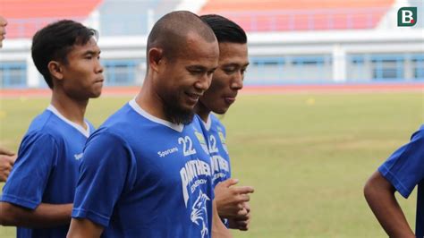 Supardi Nasir Berharap Persib Lanjutkan Tren Positif Indonesia Bola