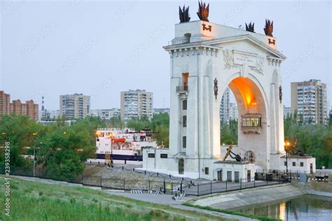 The arch of the first lock of the Volga-Don shipping canal and the ...