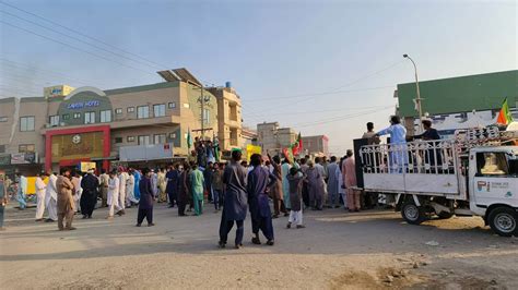 Protest Erupt After Ecp Disqualifies Imran Khan Incpak