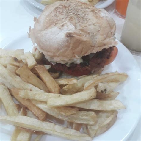 Loving Hut Microcentro Argentina Hamburguesa De Hongos Review Abillion