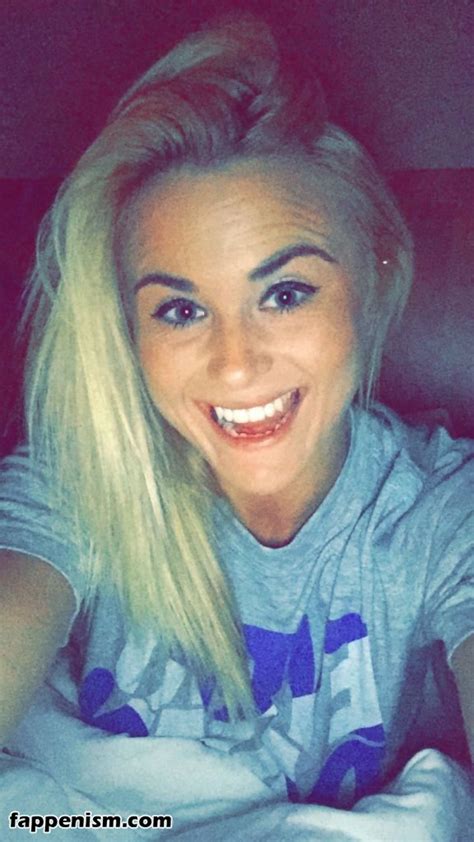 Carly Booth Nude Sexy Leaks Fappenism