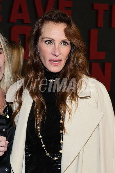 Julia Roberts Attends Netflixs Leave The World Behind Premiere At Wireimage Italia 1831309470