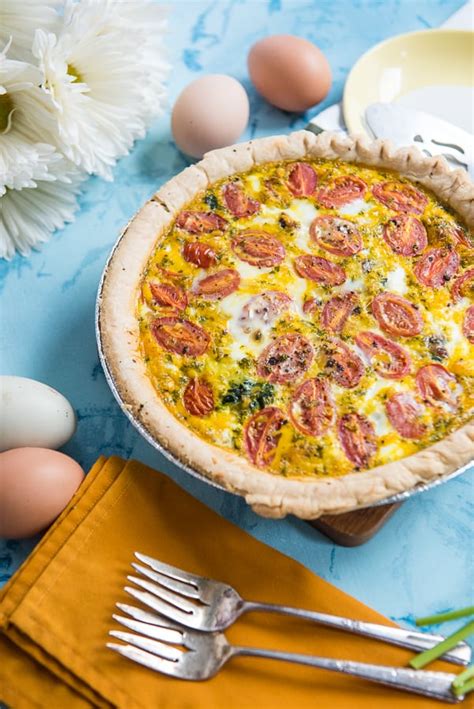 Bacon Spinach Quiche With Tomatoes Two Lucky Spoons