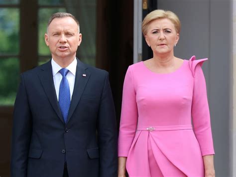 Agata Duda w wersji Barbie Pierwsza dama w różu na spotkaniu z parą