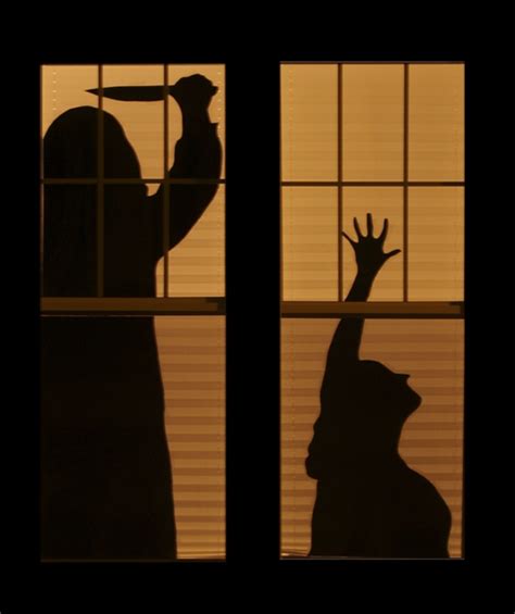 Use Window Silhouettes To Decorate Your House For Hallo